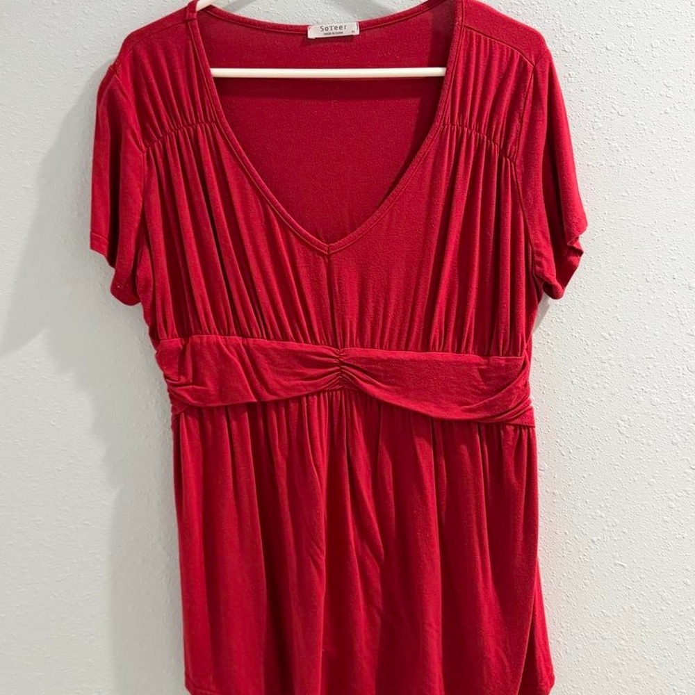Red SoTeer babydoll top with tie detail. Size: XL